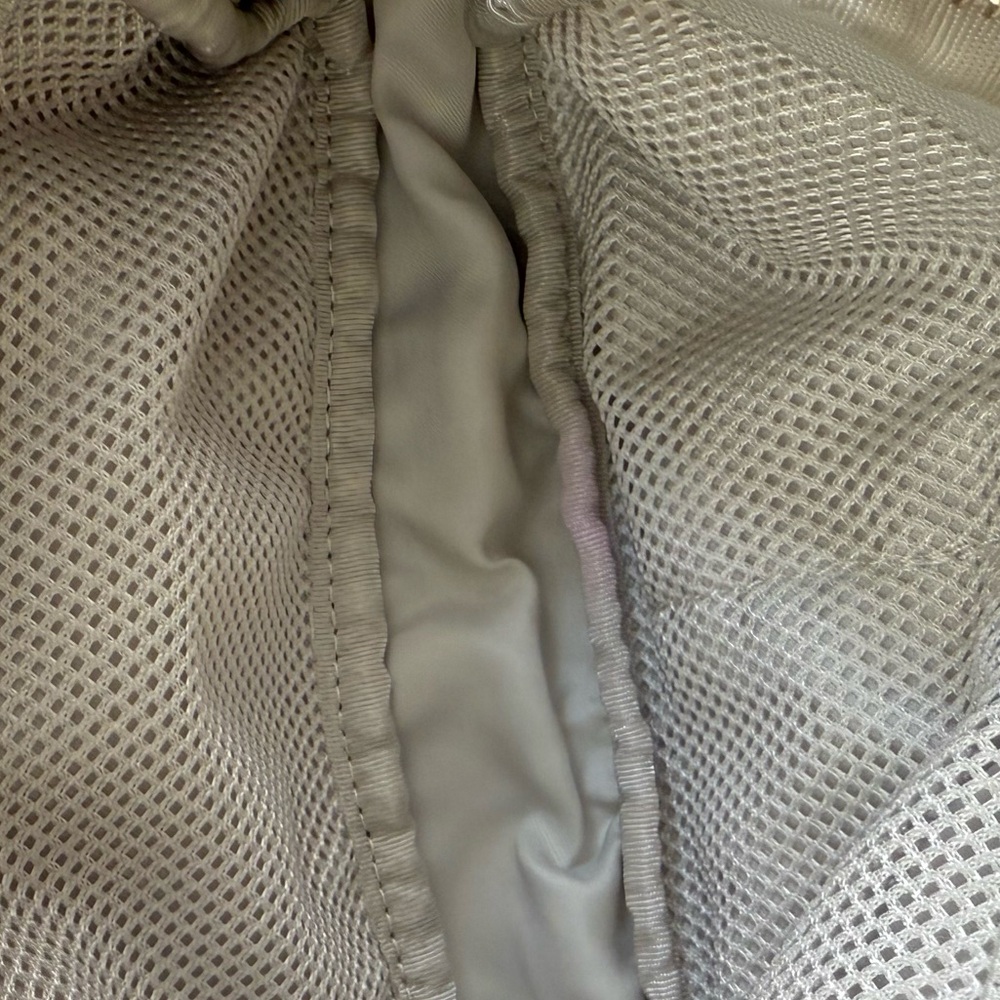Lululemon White Belt Bag - Picture 6 of 7